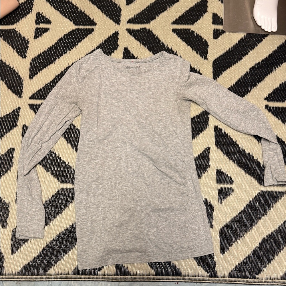 GAP Light Gray Women's Long Sleeve Top